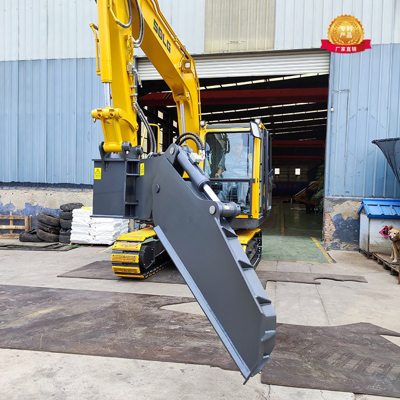 邊坡清理機(jī)